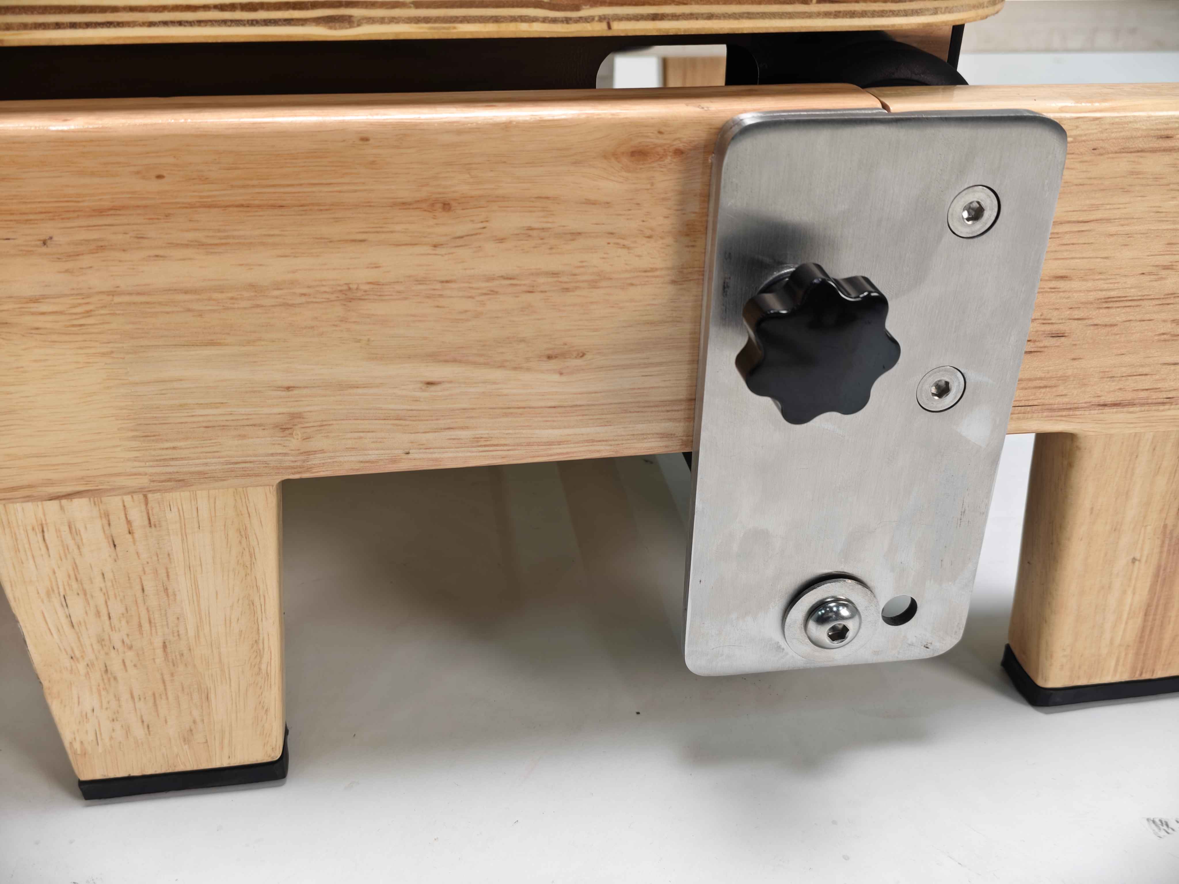 Commercial Foldable Oak & Alum - Pilates & Yoga Unleashed International Academy 评论和价格