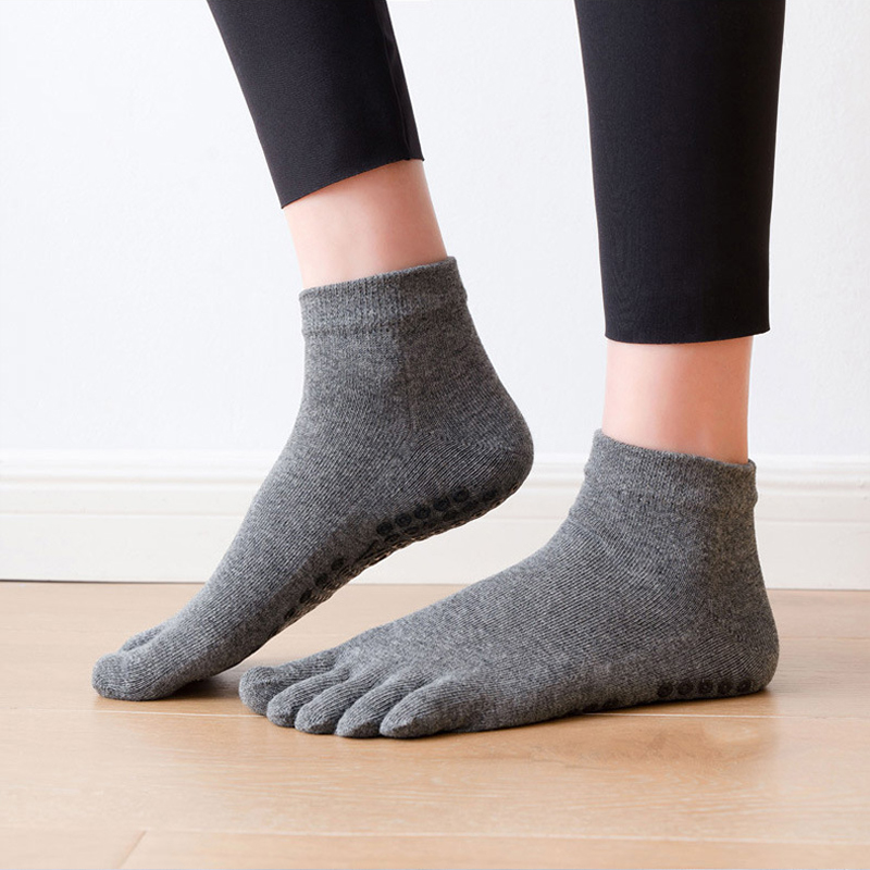 Anti-Slip Women Pilates Socks  - Pilates Yoga Fitness 评论和价格